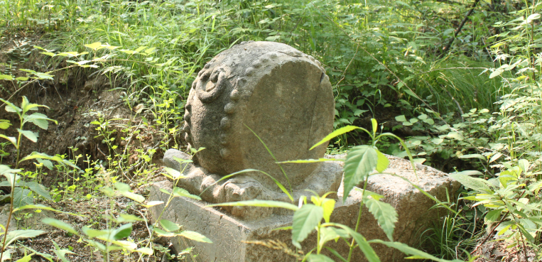 报恩寺废墟 报恩寺废墟