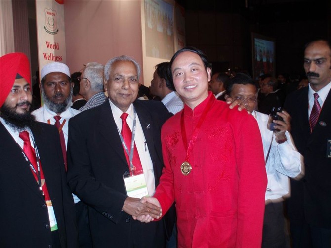 李广平 李广平