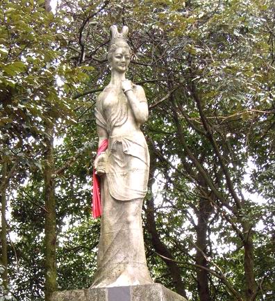 玉女峰玉叶仙子塑像 玉女峰玉叶仙子塑像