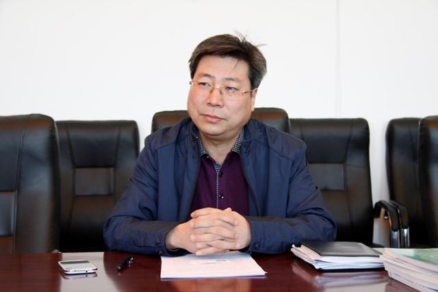王立柱 校长 王立柱 校长