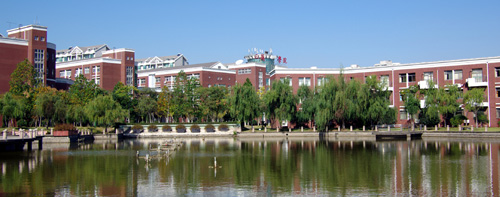 校园湖 校园湖