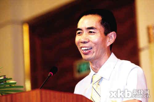 李新春(中山大学管理学院教授) 李新春(中山大学管理学院教授)