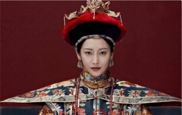 魏嬿婉朝服照 魏嬿婉朝服照