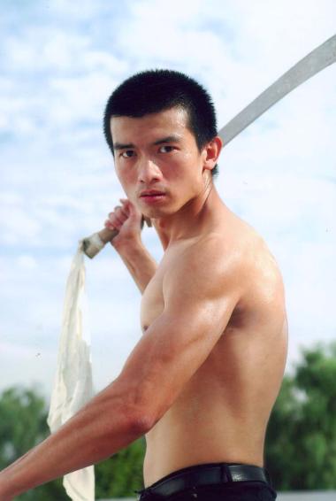 谢彰 谢彰