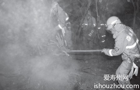 霍山南岳山大火 霍山南岳山大火