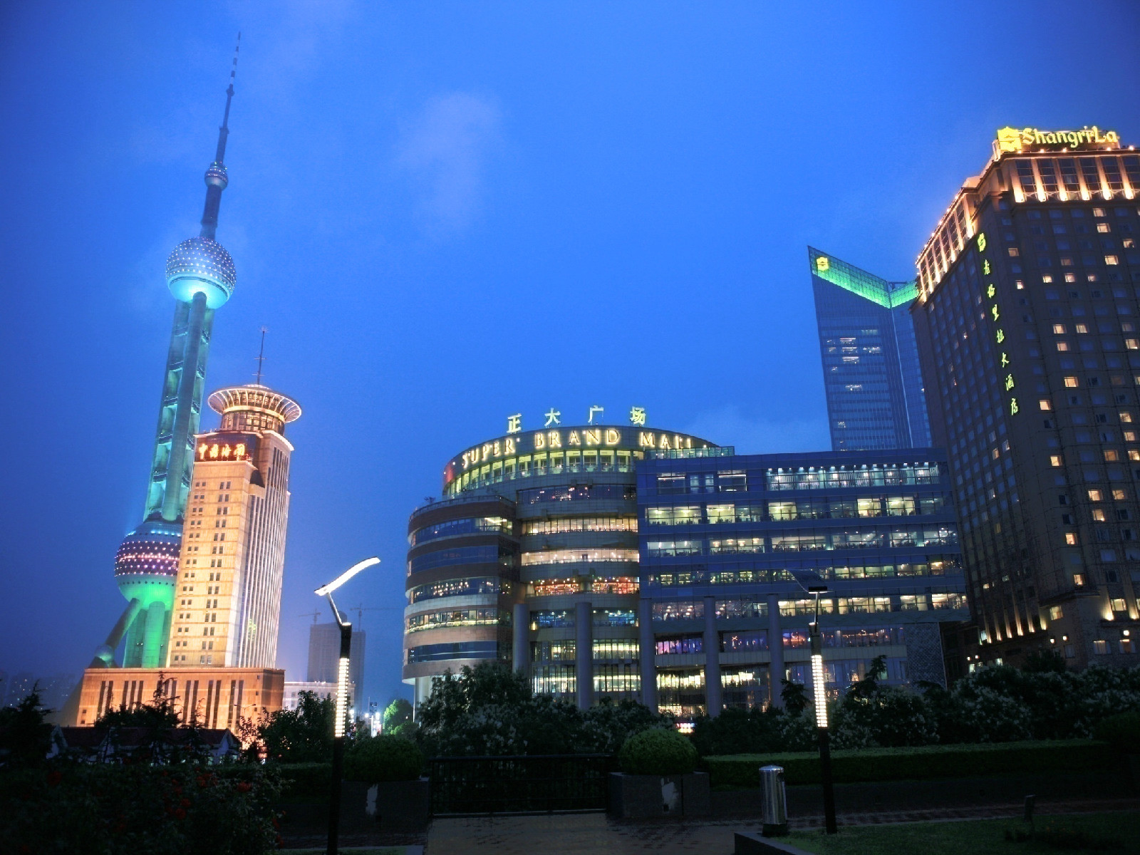 正大广场夜晚外景 正大广场夜晚外景