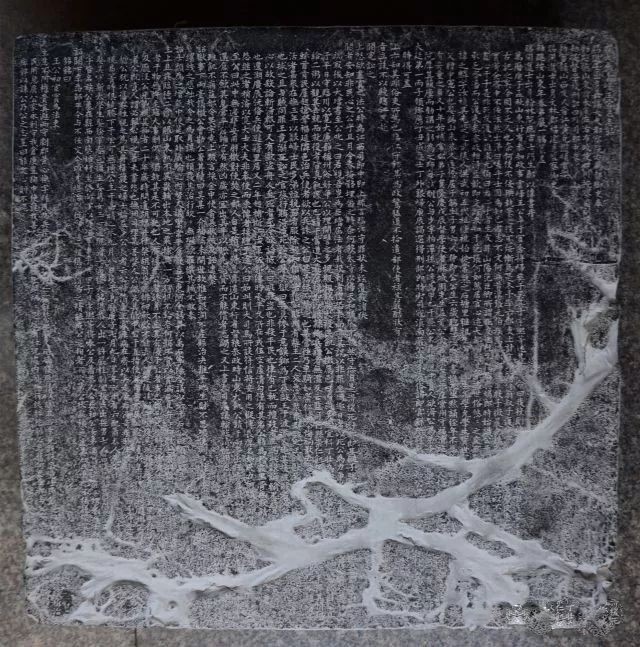 墓志铭 墓志铭