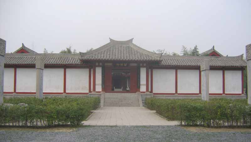 圯园 圯园